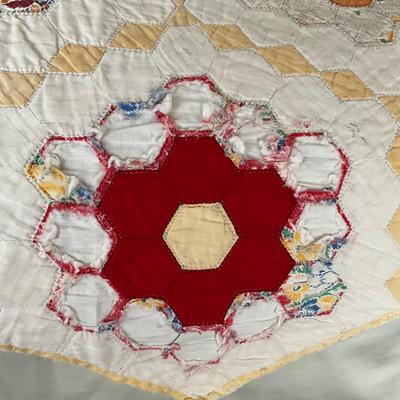 UB1182 Antique Handmade Grandmother's Flower Garden Quilt