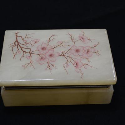 Beautiful Italian Alabaster Trinket Box