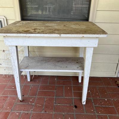 Outside Plant Stands, Potting Table, and More (Y-MK)