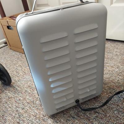 Duraflame Space Heater and more (B1-BBL)
