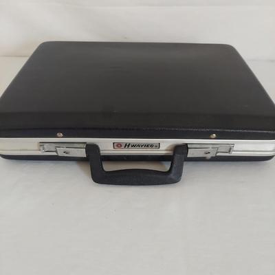 Fellowes Paper Shedder and Other Office Supplies (B1-BBL)