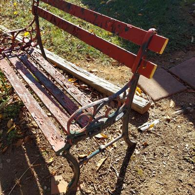 Wood Garden Bench w/ Iron Supports (Y-BBL)