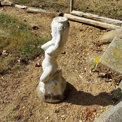 Cement Statue (Y-BBL)