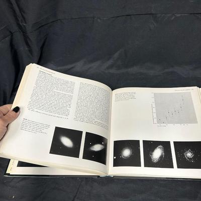 The Cambridge Encyclopedia of Astronomy Coffee Table Style Reference Book