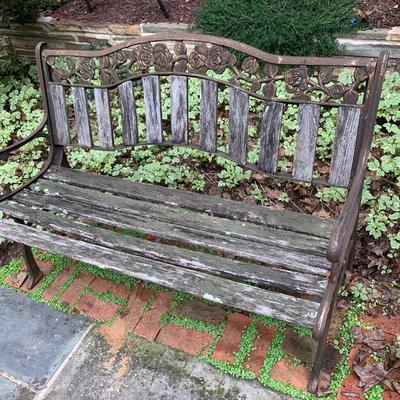 Vintage Cast Iron / Wood Yard Bench