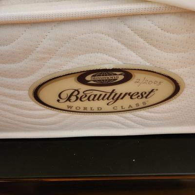 Queen Size Platform Bed with Simmons Beautyrest  Mattress