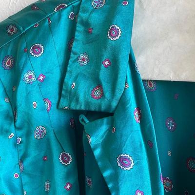 4 Women's blouses