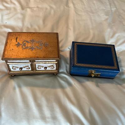 UB1213 Set of Two Vintage Jewelry Boxes with Costume Jewelry