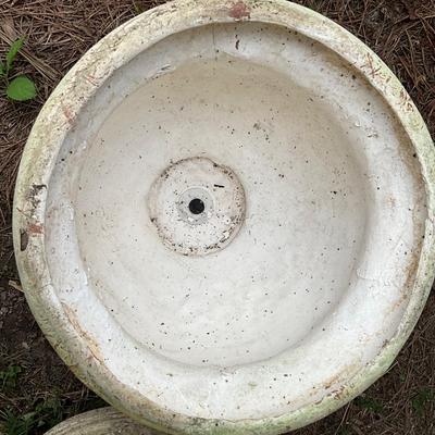 O1245 Pair of Fiberglass Southern Patio Pots