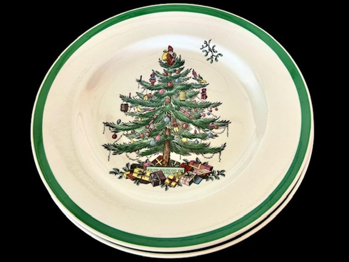 thumbnail image 2 of Spode Christmas Rose Green Salad Plate – 8 1/8 Inch Bone China (Used) 2 of 6