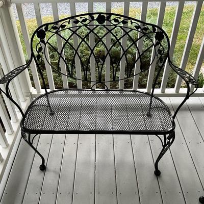 O1258 Black Wrought Iron Windflower LYON SHAW Bench