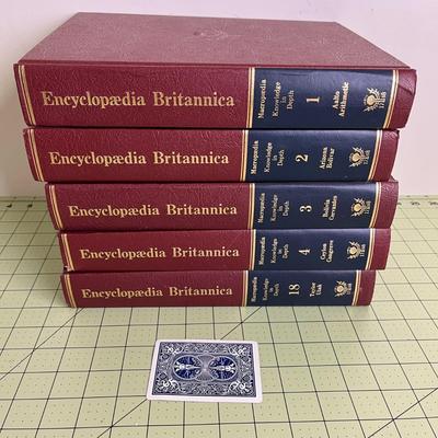 Encyclopedia Britannica Macropedia 5 Volumes