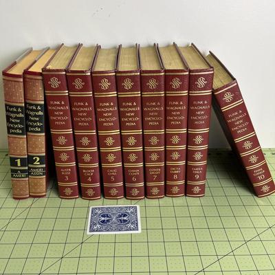 10 Volumes Book Set