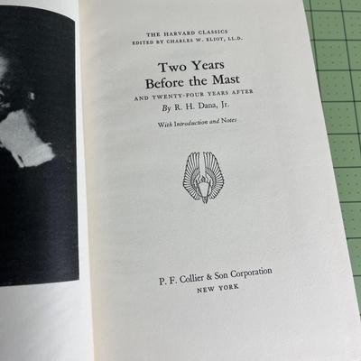 Deluxe Edition of 2 Book Sets