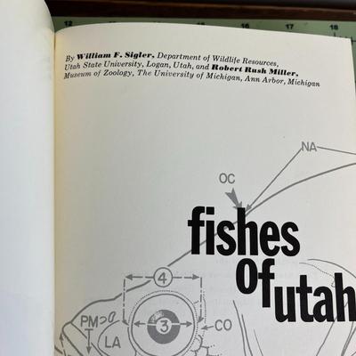 6 Set of Freshwater Books & 1 fishes of Utah