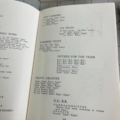 4 Type of Books