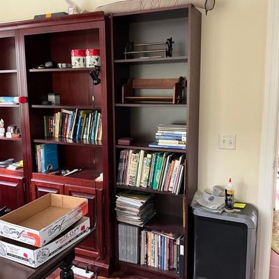 DO1290 Mahogany Wooden Bookshelf (right unit)