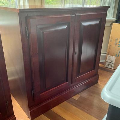 DO1301 Mahogany Two Door Base Cabinet with Shelf and Key
