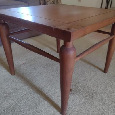 Mid-Century Solid Wood Henredon End Table Company Choice B