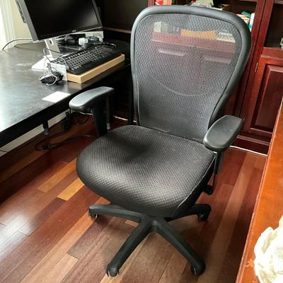 DO1345 The Raynor Group Tempur-pedic Black Office Chair