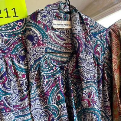3 Very 70s Tops