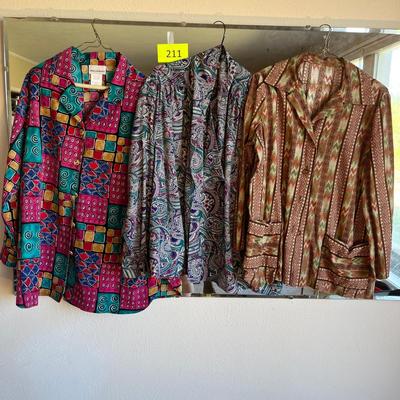 3 Very 70s Tops
