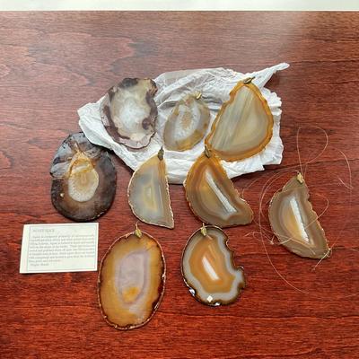 DO1349 Various AGATE Slices