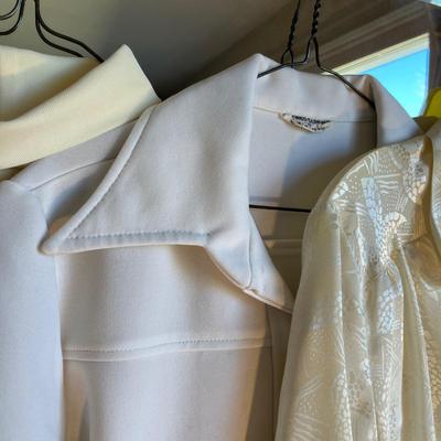 6 Assorted Tops