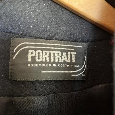 Portrait brand Black Coat