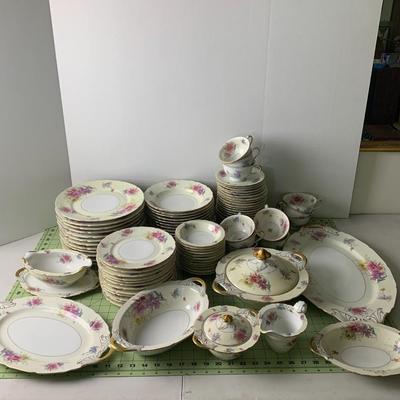 91 Piece German "Black Knight" Conchita Floral Dish Set