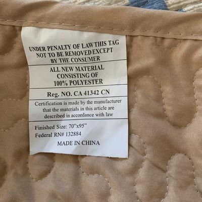 Twin Bedding and Sheets