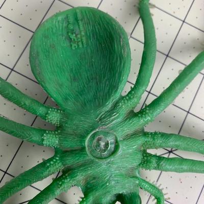 Green Spider Toy
