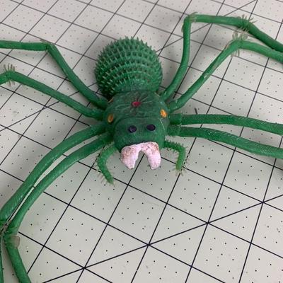 Green Spider Toy