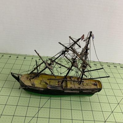 Green & Yellow Ship