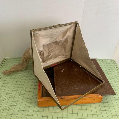 Vintage Foldable Canvas with Box