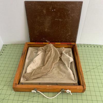 Vintage Foldable Canvas with Box