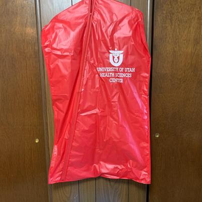 U of U Health Sciences Clothing Bag