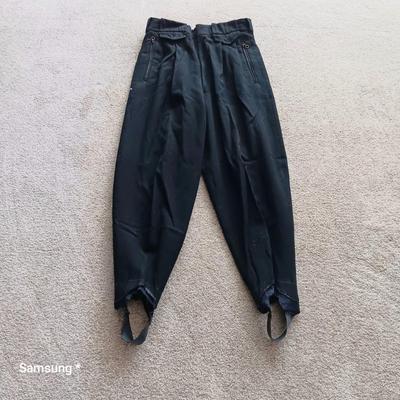 Black Ski-Pants