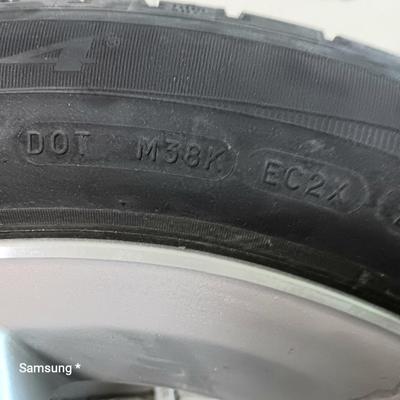 Primacy MXV Tire - 225/55R17