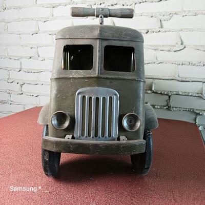 Ride 'Em Keystone Toy - US Army Metal Truck