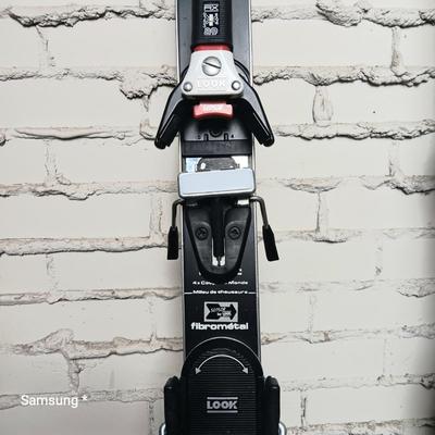 Dynamic VR17 Skis with Bindings and Cheetah Travel Bag