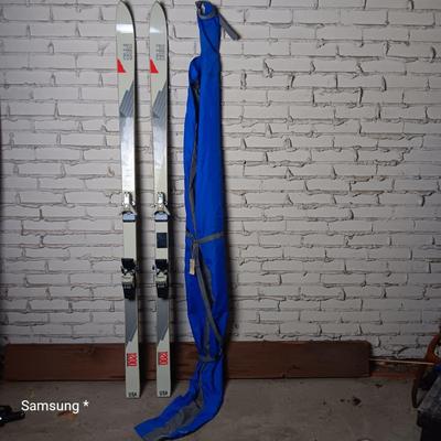 PRE-1200 Special Edition Skis with Bindings and Blue Travel Bag