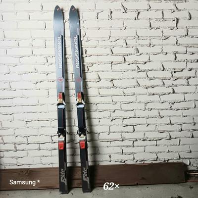 Rossignol Elite Skis with Bindings