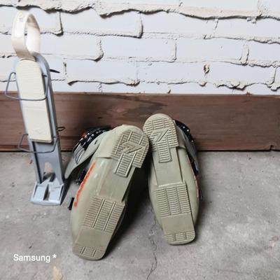 Lange Ski Boots