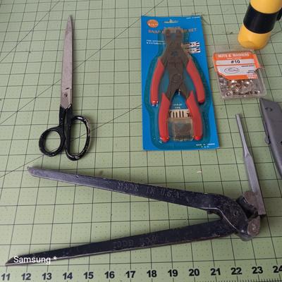 Halogen Light Tool Assortment