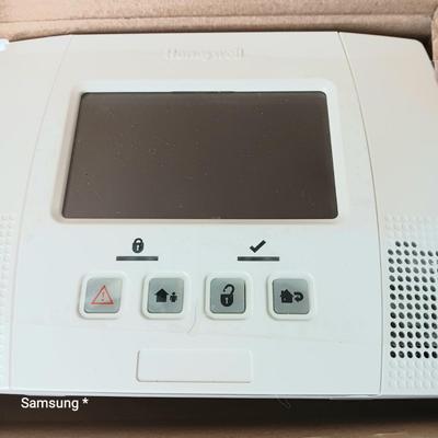 LYNX Touch Security System 