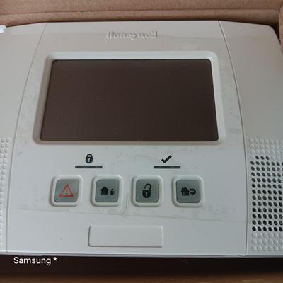 LYNX Touch Security System 