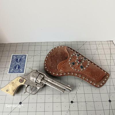 Vintage Toy Revolver and Case