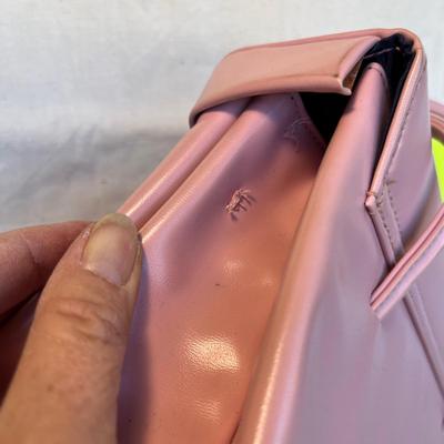 Gorgeous pink box purse