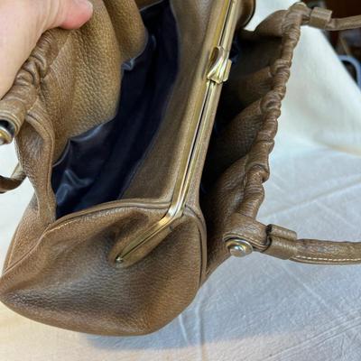 Brown 60s purse, with issues